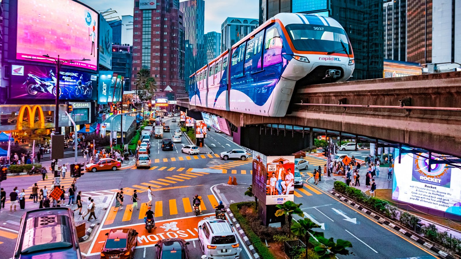 The Digital Nomad's Complete Guide to Kuala Lumpur 2026